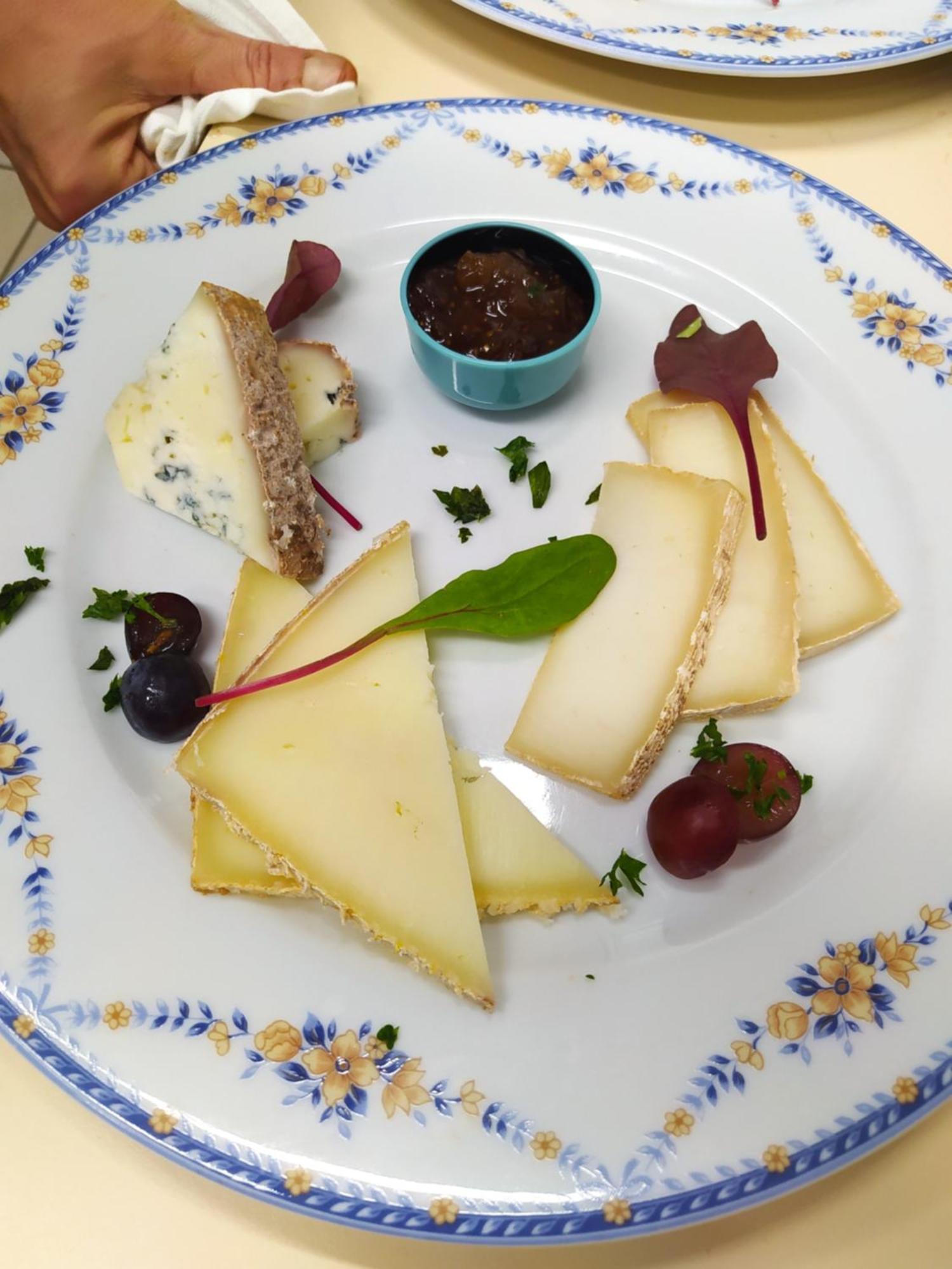 Chateau D'Arance Hotel Restaurant Espace Bien-Etre Cette-Eygun Eksteriør billede