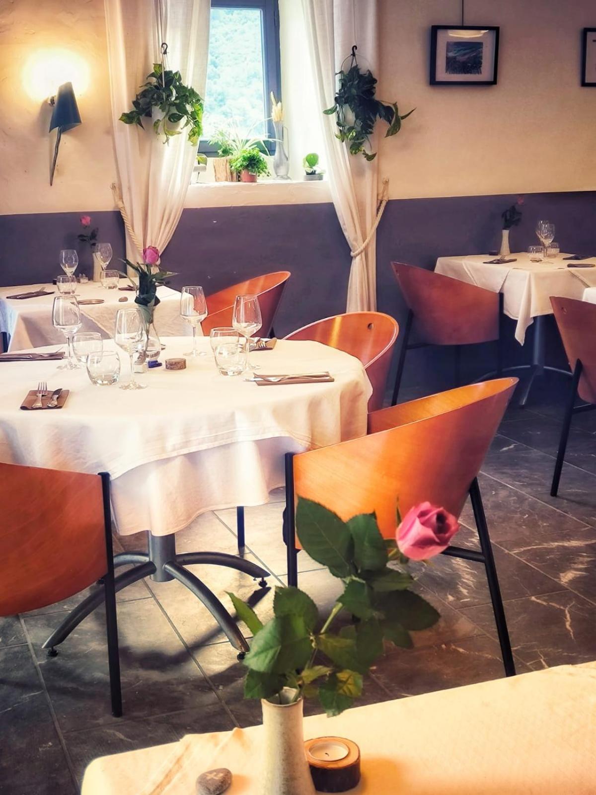 Chateau D'Arance Hotel Restaurant Espace Bien-Etre Cette-Eygun Eksteriør billede