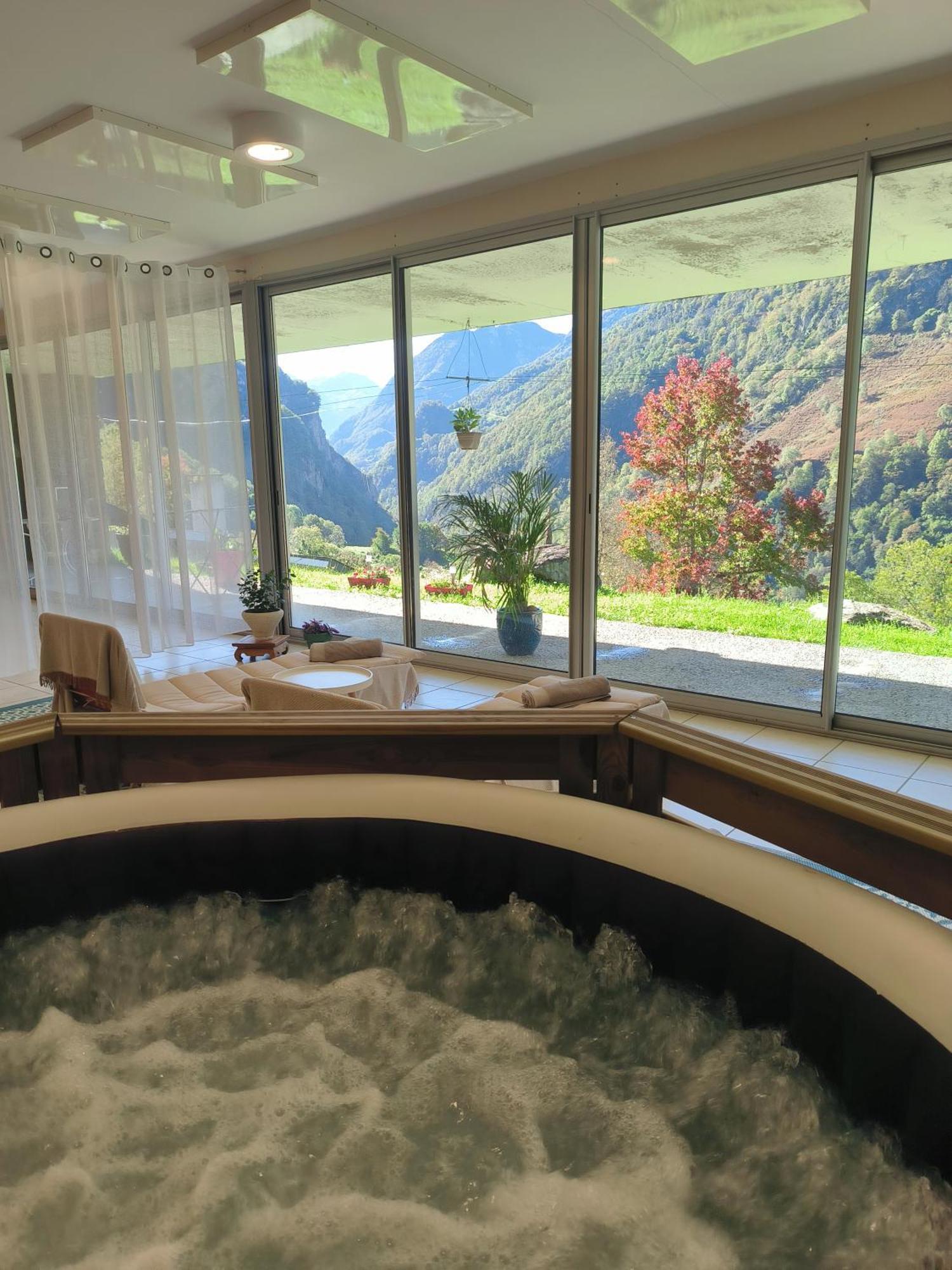 Chateau D'Arance Hotel Restaurant Espace Bien-Etre Cette-Eygun Eksteriør billede